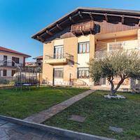 CASA SEMINDIPENDENTE A VAUDA CANAVESE