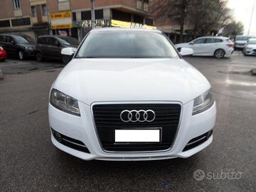 Audi A3 SPB 1.6 TDI 105 CV CR Attraction