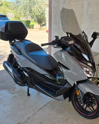 Honda Forza 300 Limited Edition Deluxe