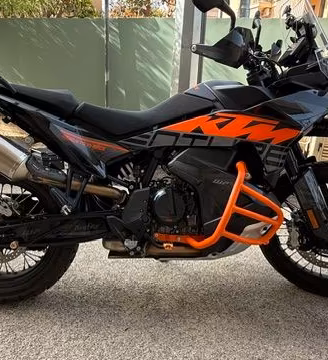 KTM 790 Adventure – Pari al nuovo,