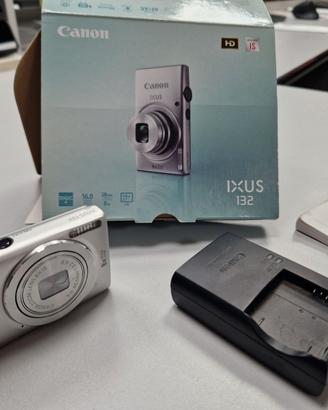 macchina fotografica CANON IXUS 132