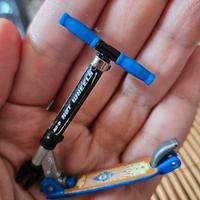 Hot Wheels Blade Scooter Core 