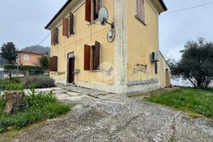 VILLA SINGOLA A MONDAINO