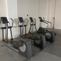 Life Fitness: 3 cross + 1 step
