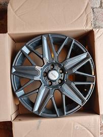Cerchi Momo Design 18" 5x108