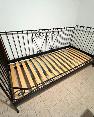 Letto in ferro battuto ikea con rete