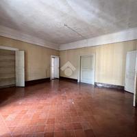 5 LOCALI A VIETRI SUL MARE