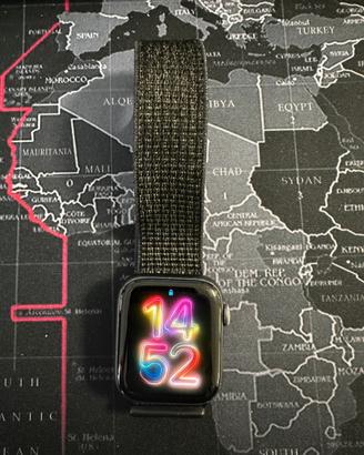 Apple Watch Nike  4 – 44 mm – GPS – Funzionante