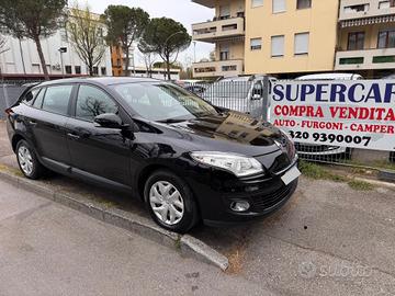 Renault Mégane 1.5 dCi 110CV neopaten garanzia 12 