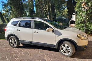 Nissan qashqai +2