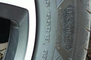 4 pneumatici estivi Goodyear 225/55 R18 99V