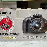 Canon EOS 1200D con obiettivi