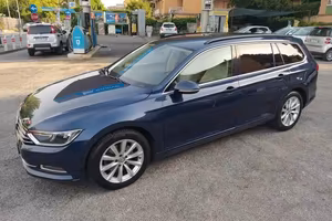 Volkswagen Passat Variant 1.6 TDI SCR DSG Business