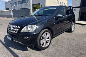 Mercedes-Benz Classe M ML 350 bt Chrome auto ...