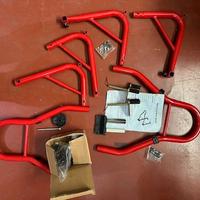 Coppia cavalletti moto rossa usata