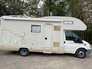 Kentucky con gancio di traino