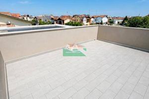 Attico / Mansarda di 150 m² con 5 locali e box aut