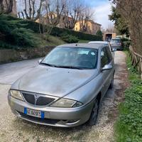 Lancia Y 2003 Benzina/Metano – Marciante – 180.000