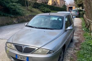 Lancia Y 2003 Benzina/Metano – Marciante – 180.000