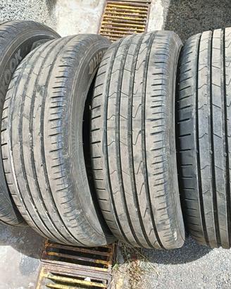 Gomme/pneumatici 215/65/16