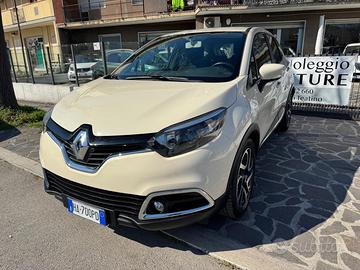 Renault Captur 1.5 dCi 90 cv Neopatentati