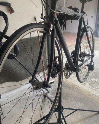 Vecchia bici da corsa