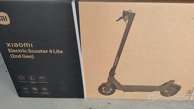Monopattino Xiaomi  4 lite 2nd gen -  NUOVO
