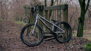 Bici da trial street Inspired Fourplay 24"