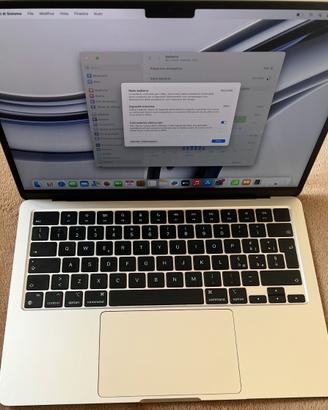 Macbook air M2 8.8.256 GB