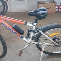 bicicletta biammortizzata