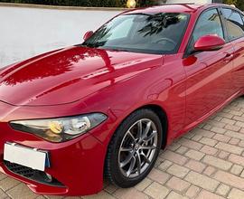 Alfa Romeo Giulia 2.2 Turbodiesel 150 CV Business 