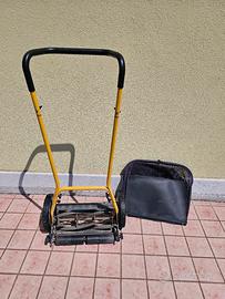 Tagliaerba elicoidale a spinta con cesto raccolta