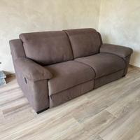 Divano in Nabuk, 3 posti con 2 recliner elettrici