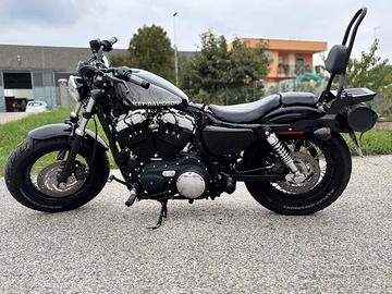 Harley davidson sportster forty eight