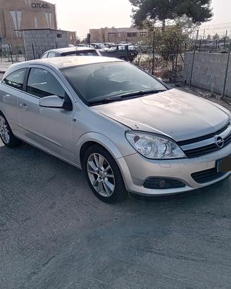 OPEL ASTRA GTC 2000 TD 2007 RICAMBI 