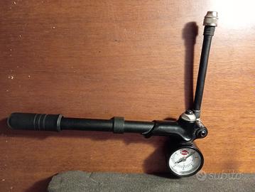 pompa sospensioni per Harley -Davidson 