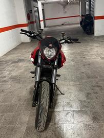 HYPER MOTARD 1100