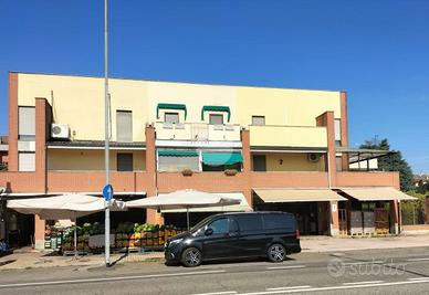 4 LOCALI A BORGARO TORINESE