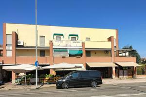 4 LOCALI A BORGARO TORINESE