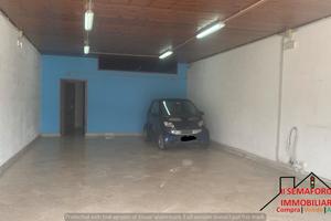 Locale Commerciale Zona Via Madonna (Rif.1678)