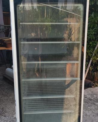 Frigo e pozzetto