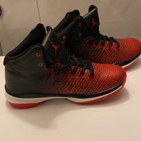 Scsrpe da basket da ragazzi N38