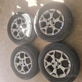 4 Pneumatici 215/65 R16 Bridgestone Turanza 6 Enli