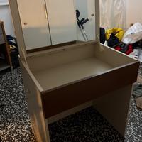 SCRIVANIA / COMODINO CON SPECCHIO