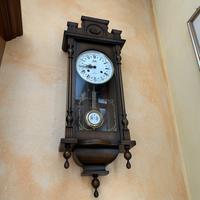 Orologio a pendolo lungo