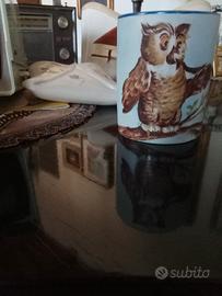 Portamatite dipinta a mano in ceramica gufo