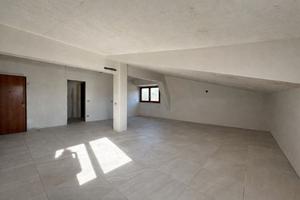 Monolocale ristrutturato, zona S. Pietro Martire