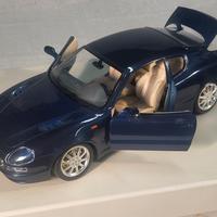Burago-Italy 1:18 Maserati 3200 GT (1998) apribile