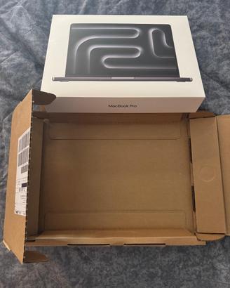 MacBook Pro 14” 2026, chip M5, 16GB Ram, 1TB HD.