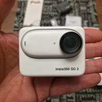 Action Camera Insta 360 Go 3 64 GB Accessori Extra